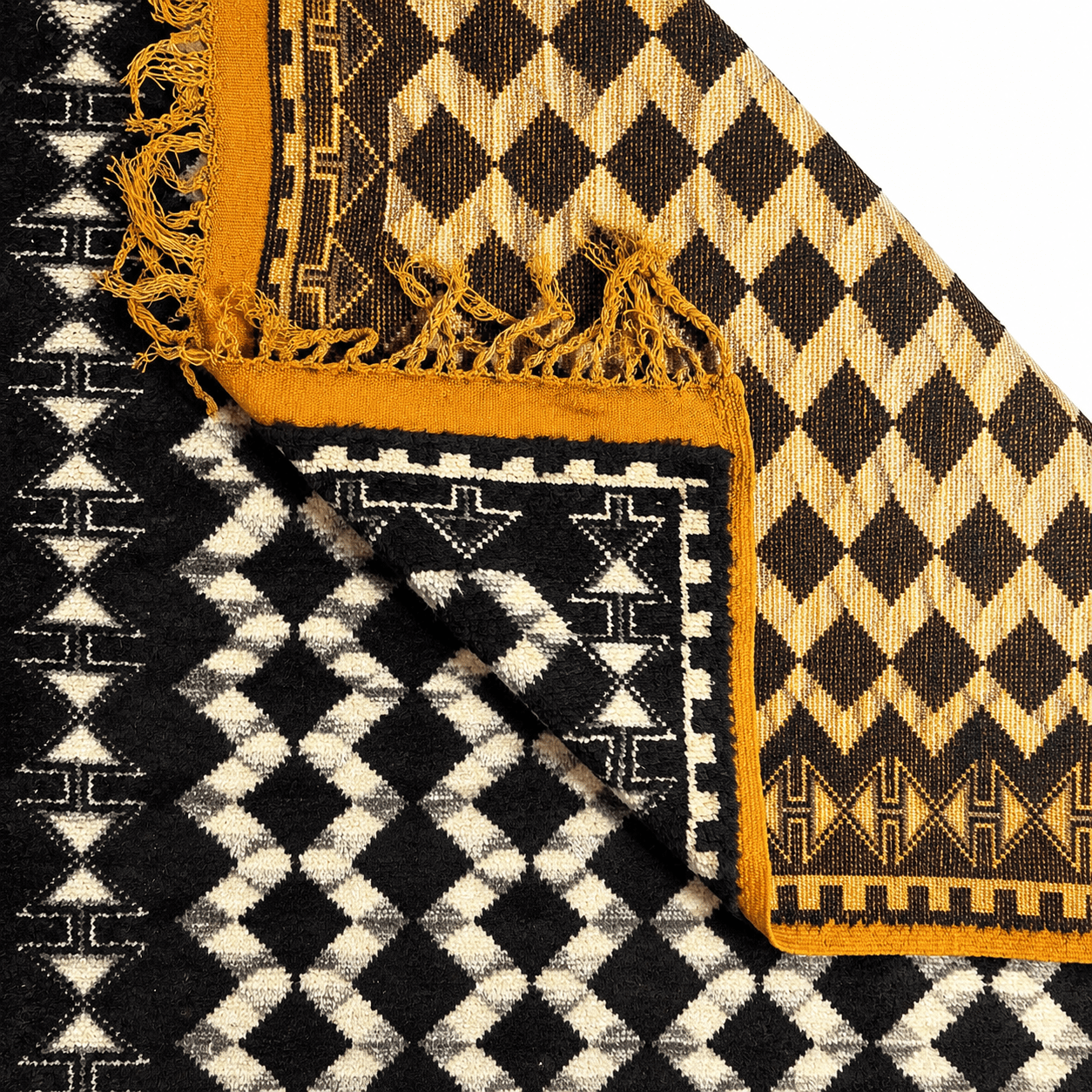 Lattice | 101 × 56 in